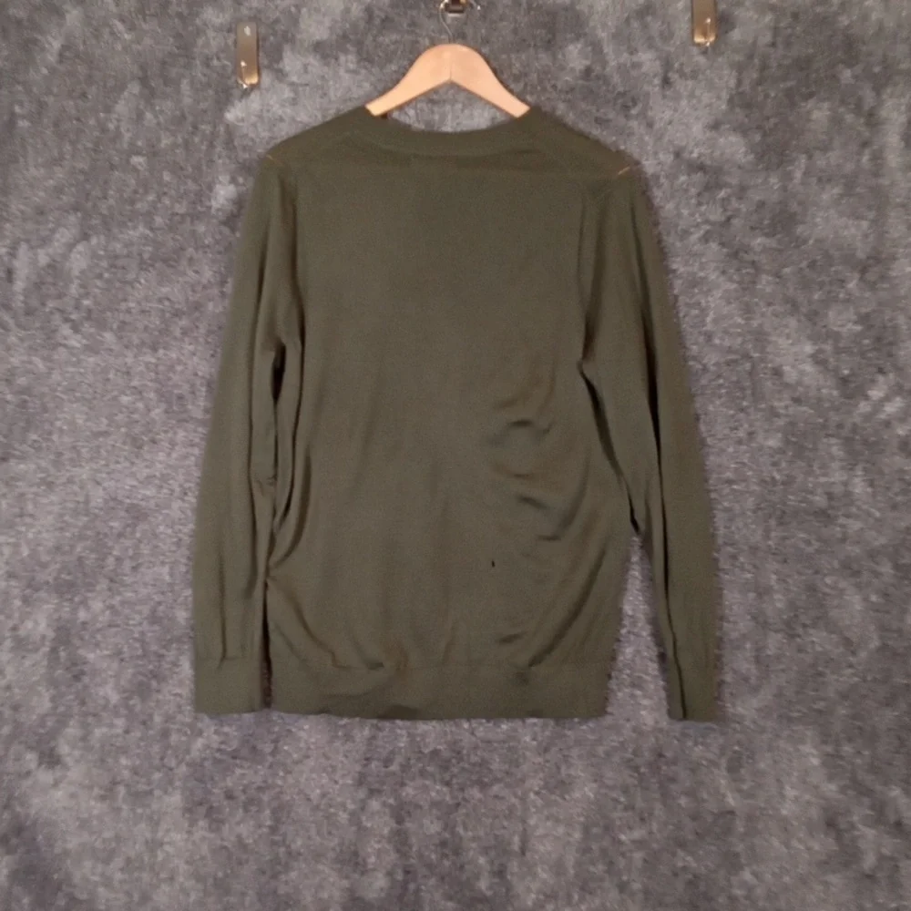 Banana Republic classic crewneck